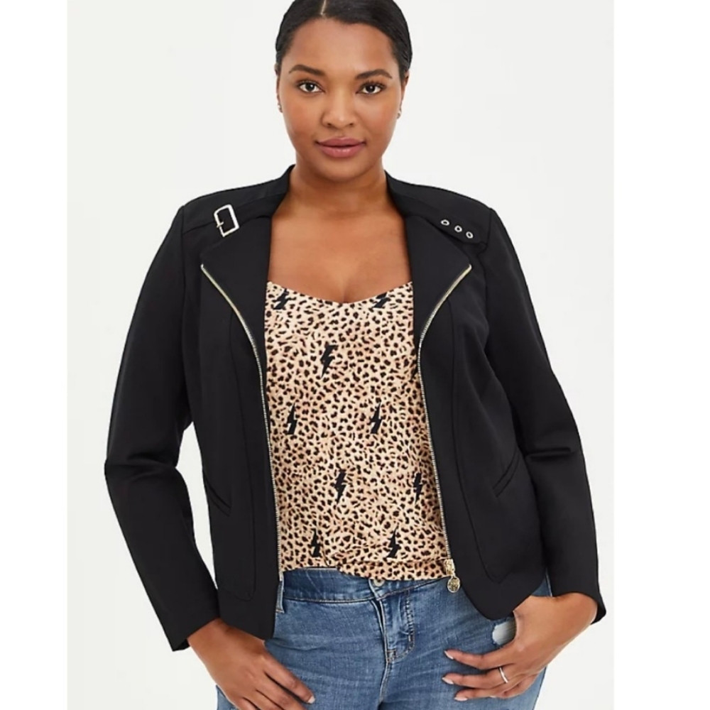 🆕️Torrid Ponte Moto Jacket Size 1x